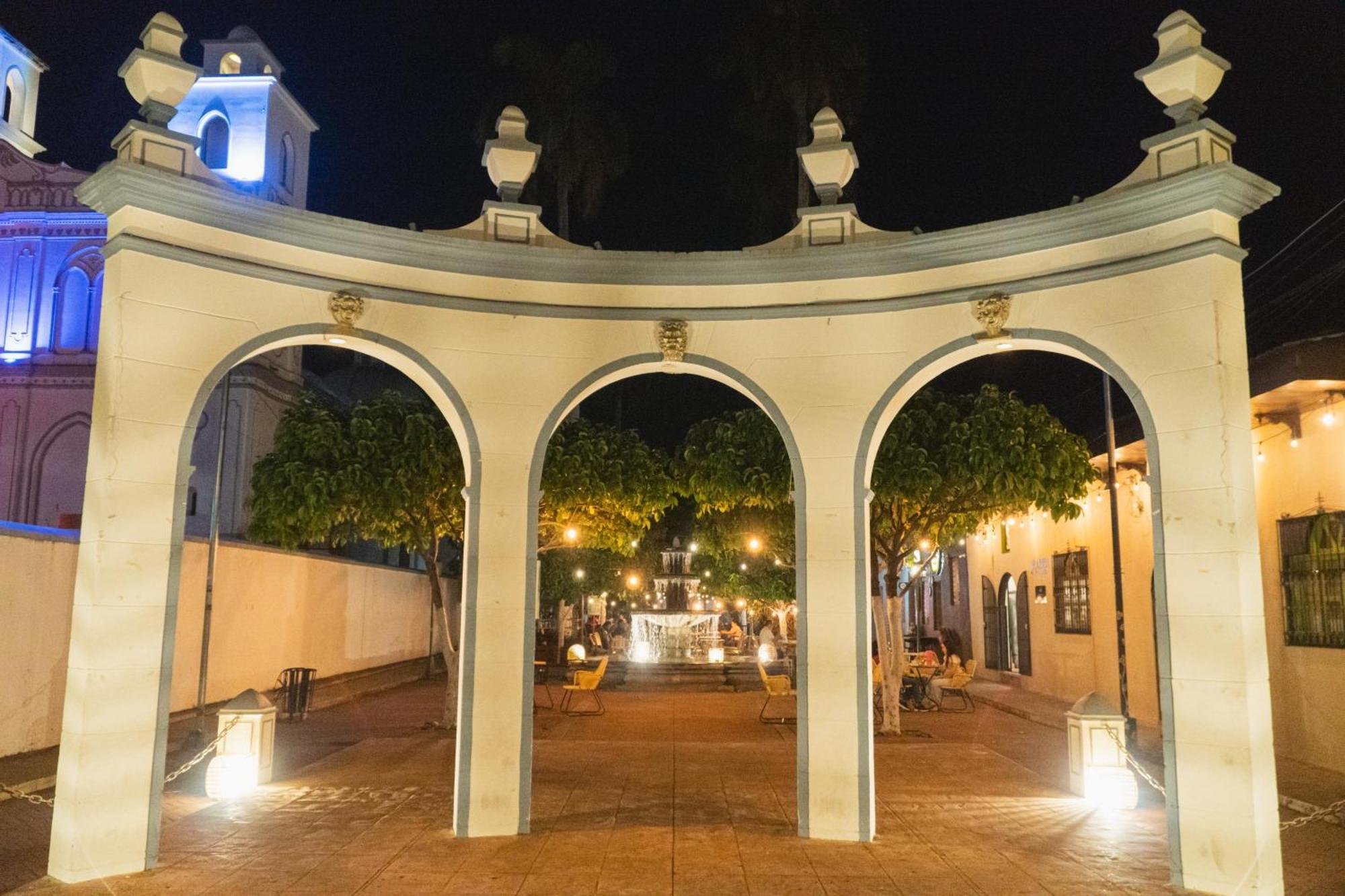 La Casa De Mamapan Hotel Colonial Ahuachapan Exterior photo